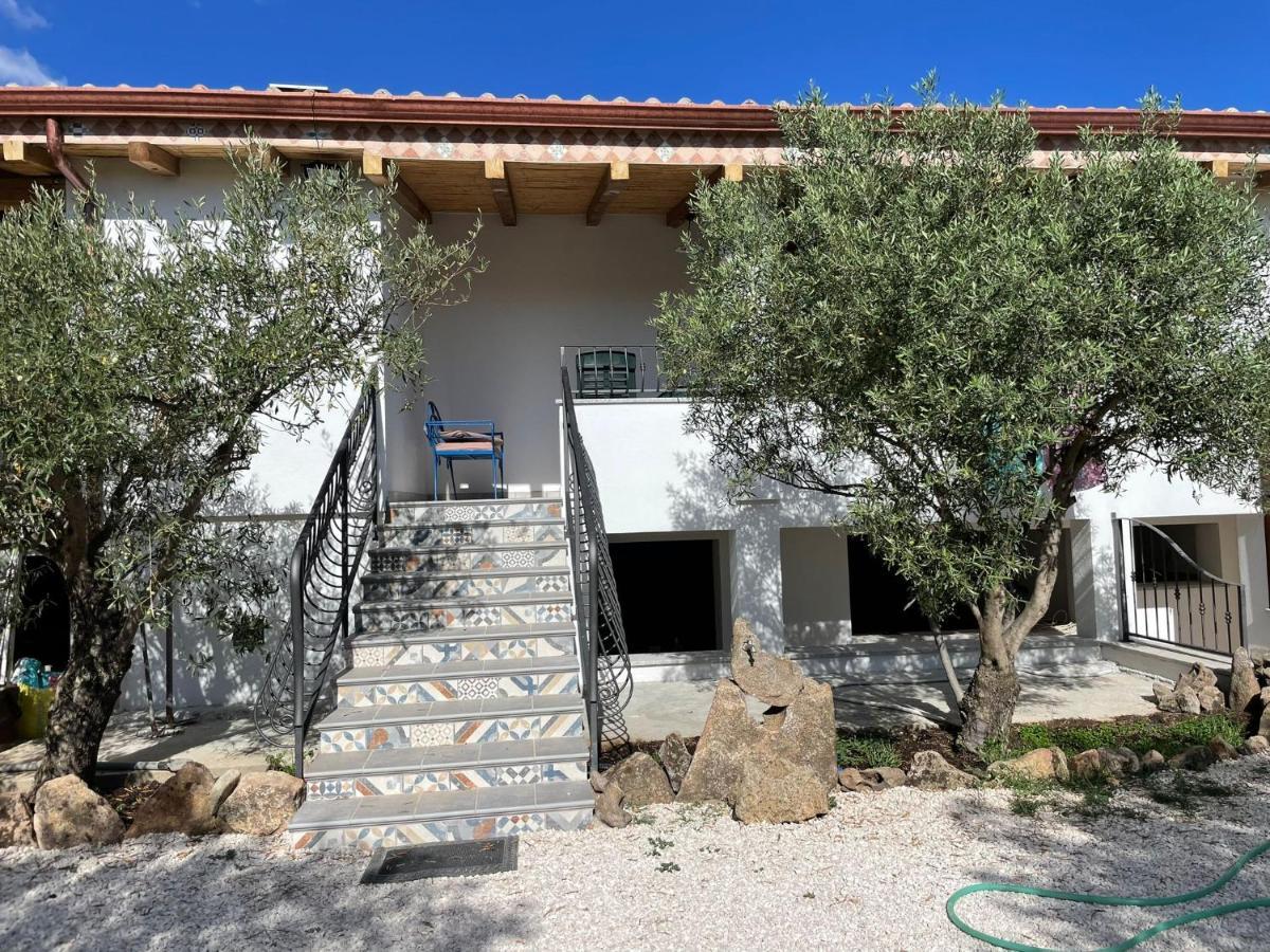 Agriturismo PIRASTRERI Siniscola Exterior foto
